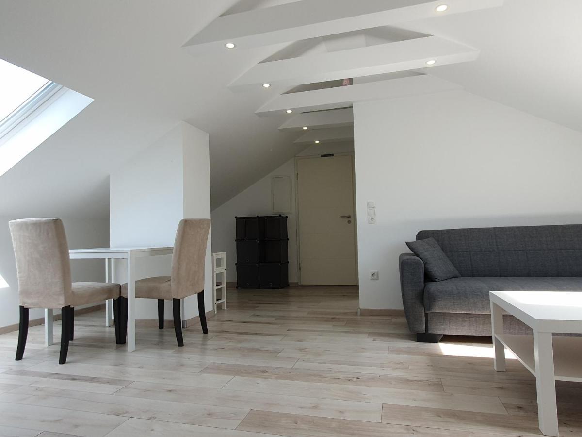 Ruhige Und Moderne 2-Zi. Wohnung Kulsheim Dış mekan fotoğraf